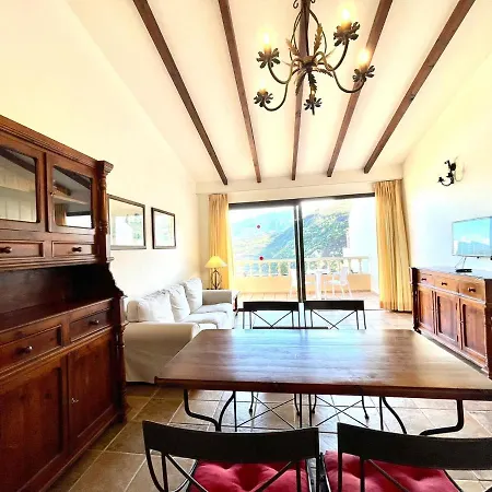 Apartamento Ap1,piscina, 200 Metros A La Playa *